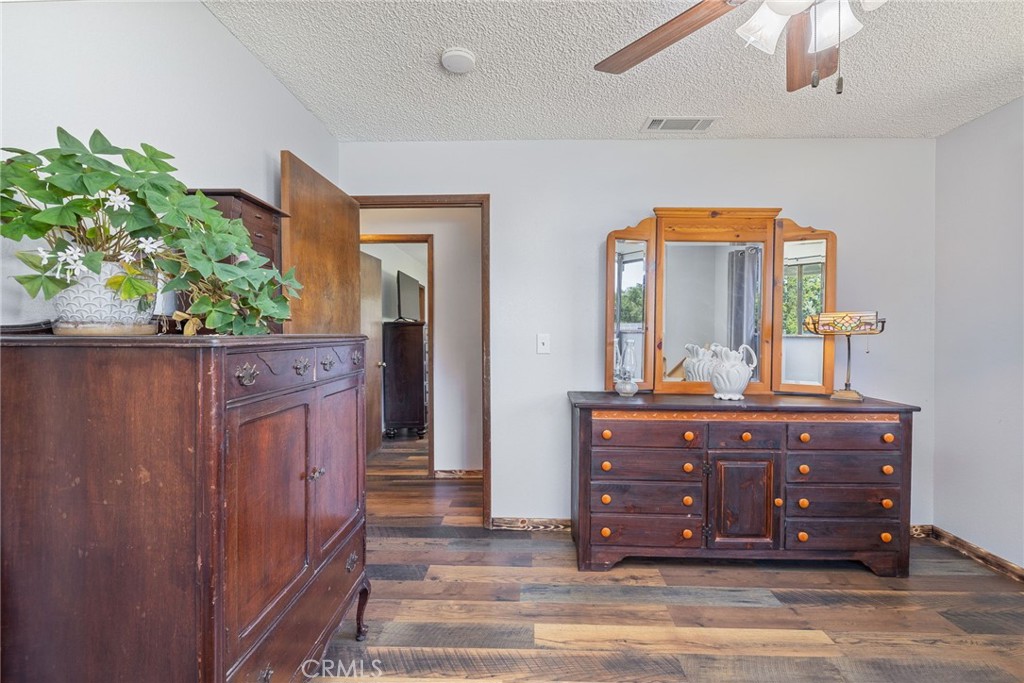 31477 Erie Road Coarsegold, CA 93614 - Photo 20 of 60