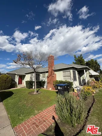 $1,200,000 | 1313 Carlton Drive, Glendale, CA 91205