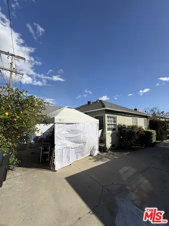 $1,200,000 | 1313 Carlton Drive, Glendale, CA 91205