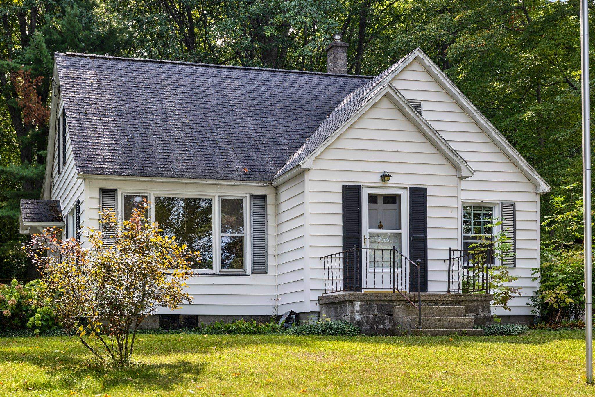 10170 East Grandview Road Traverse City, MI 49684 - Photo 13 of 72