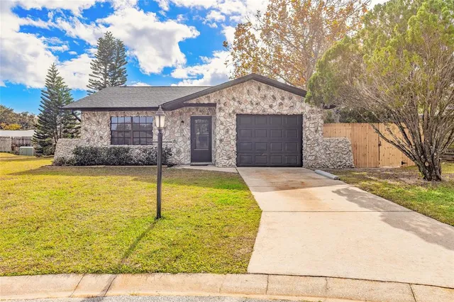 a front view of house with yard