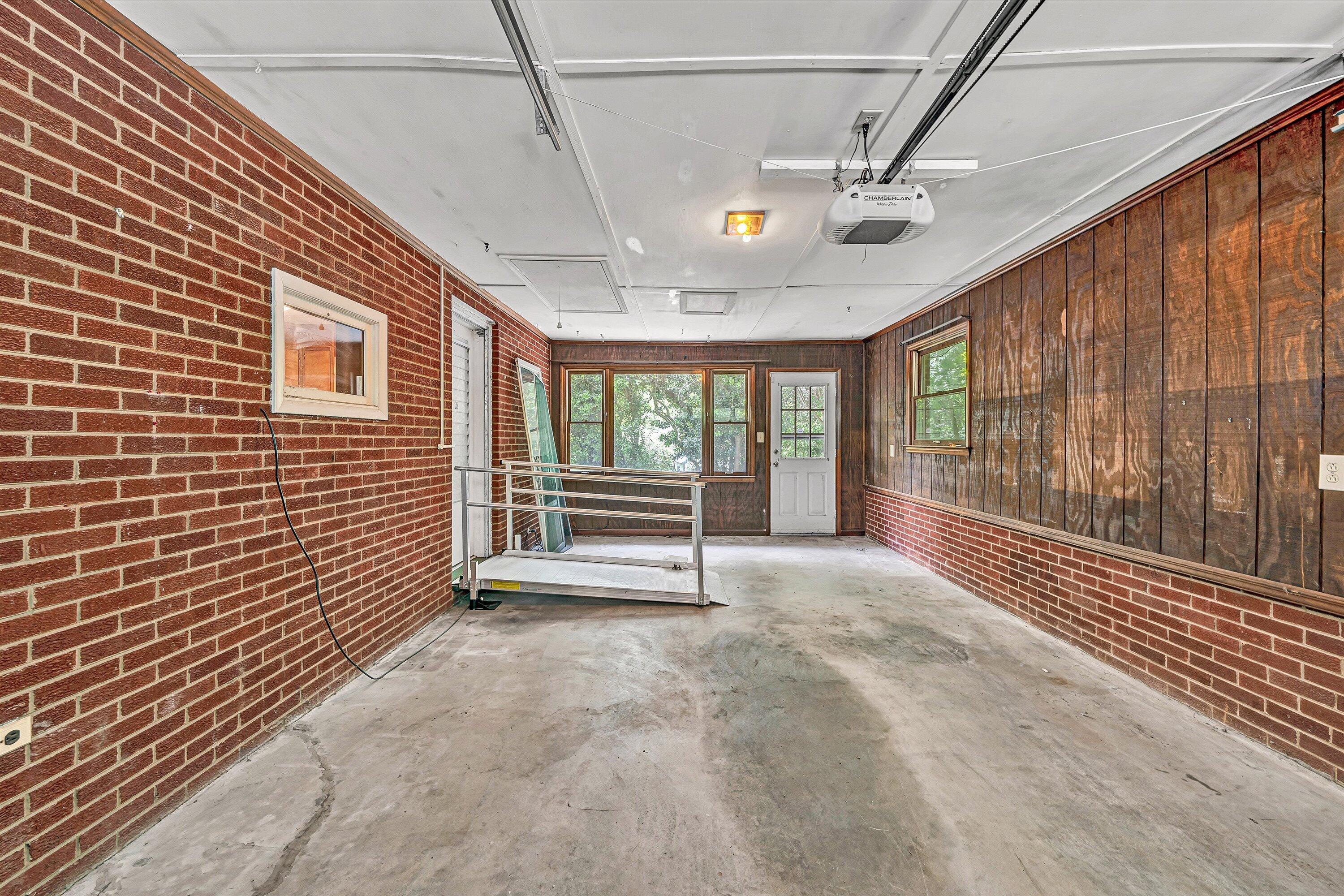 4506 Rosecrest Road Roanoke, VA 24018 - Photo 14 of 49 14-DSC00118