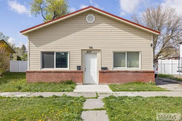 $280,000 | 267 East Pine Street, Shelley, ID 83274