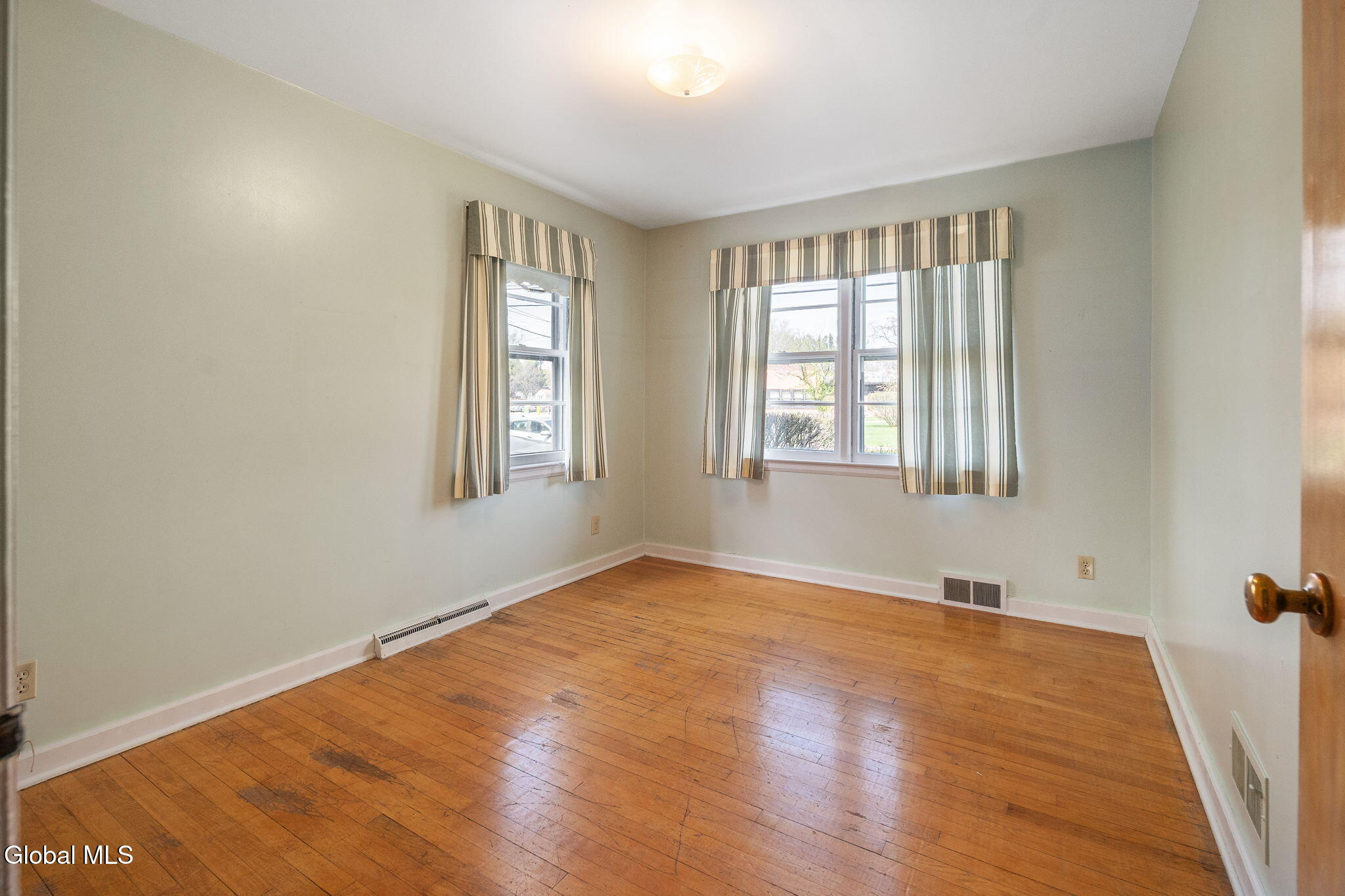 15 Albermarle Road Scotia, NY 12302 - Photo 12 of 28 16-15AlbermarleRd_14