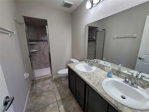 $2,400 | 27542 Desert Willow Way, Wesley Chapel, FL 33544