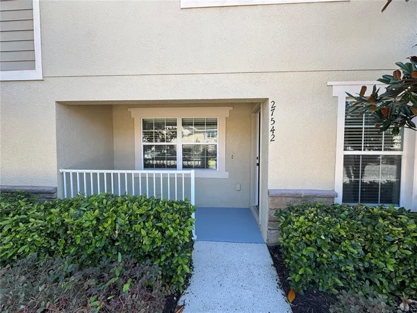 $2,400 | 27542 Desert Willow Way, Wesley Chapel, FL 33544