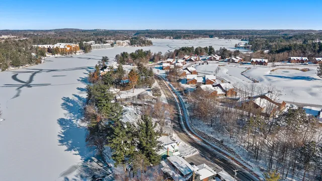 $679,900 | 215 Canyon Road, Wisconsin Dells, WI 53965