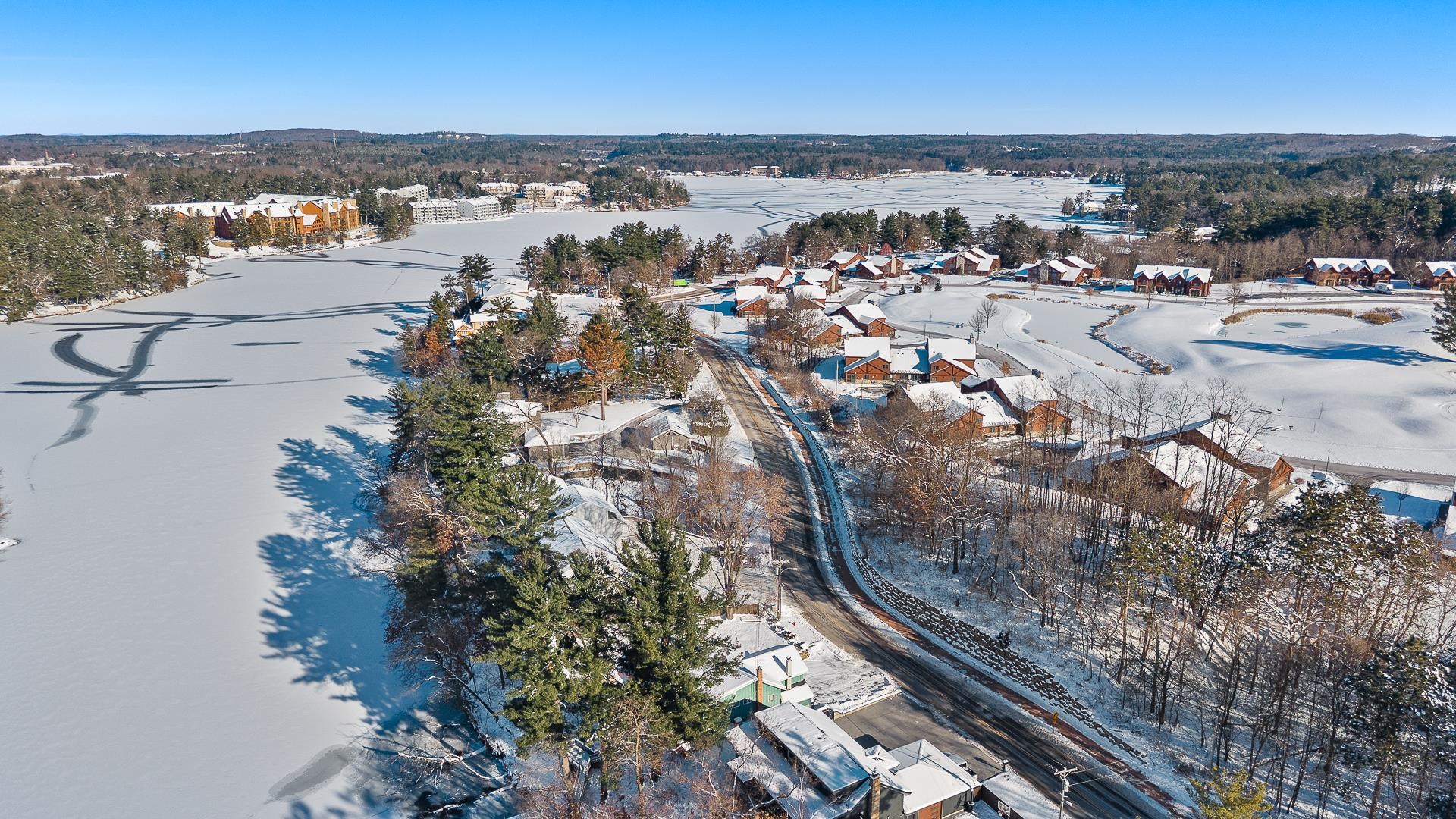 215 Canyon Road Wisconsin Dells, WI 53965 - Photo 13 of 73