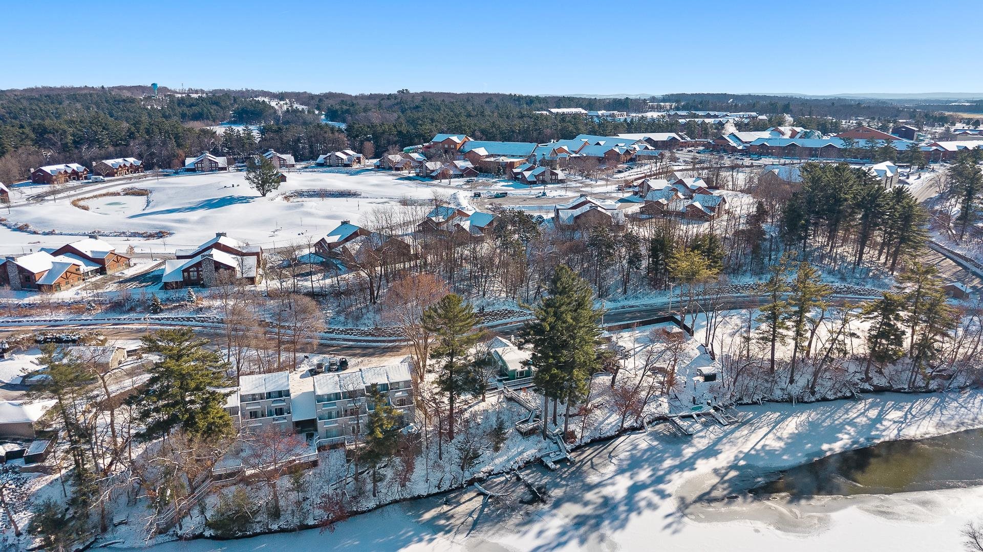 215 Canyon Road Wisconsin Dells, WI 53965 - Photo 17 of 73