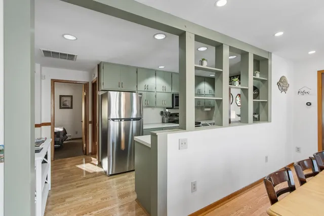 $679,900 | 215 Canyon Road, Wisconsin Dells, WI 53965