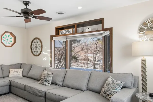 $664,900 | 215 Canyon Road, Wisconsin Dells, WI 53965