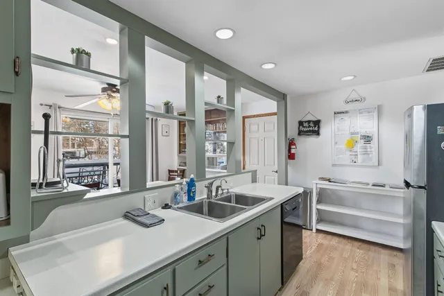 $679,900 | 215 Canyon Road, Wisconsin Dells, WI 53965