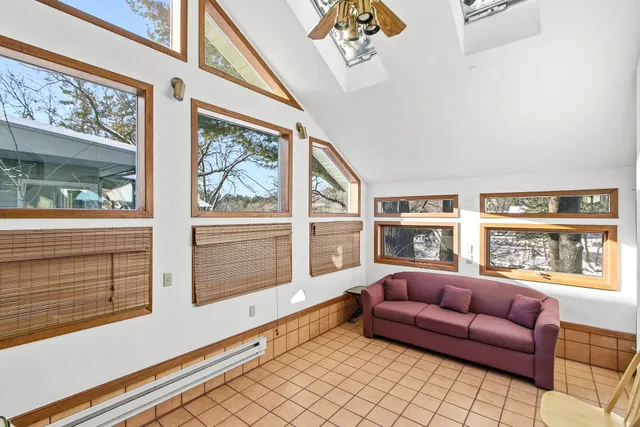 $679,900 | 215 Canyon Road, Wisconsin Dells, WI 53965