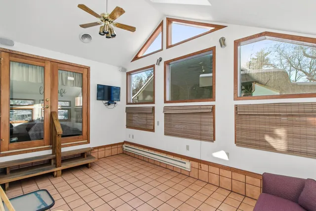 $679,900 | 215 Canyon Road, Wisconsin Dells, WI 53965