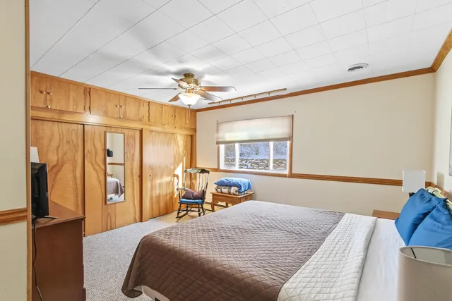 $679,900 | 215 Canyon Road, Wisconsin Dells, WI 53965