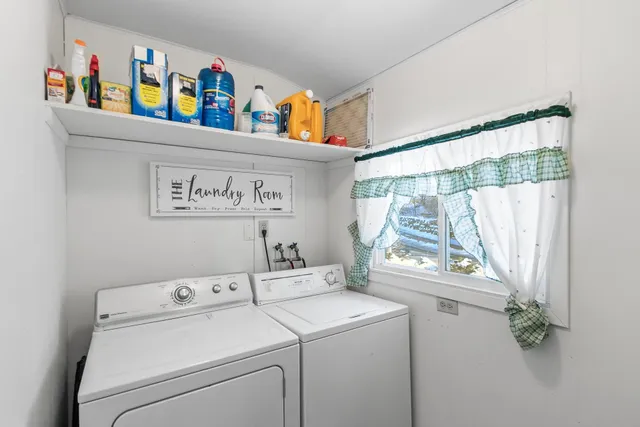 $679,900 | 215 Canyon Road, Wisconsin Dells, WI 53965