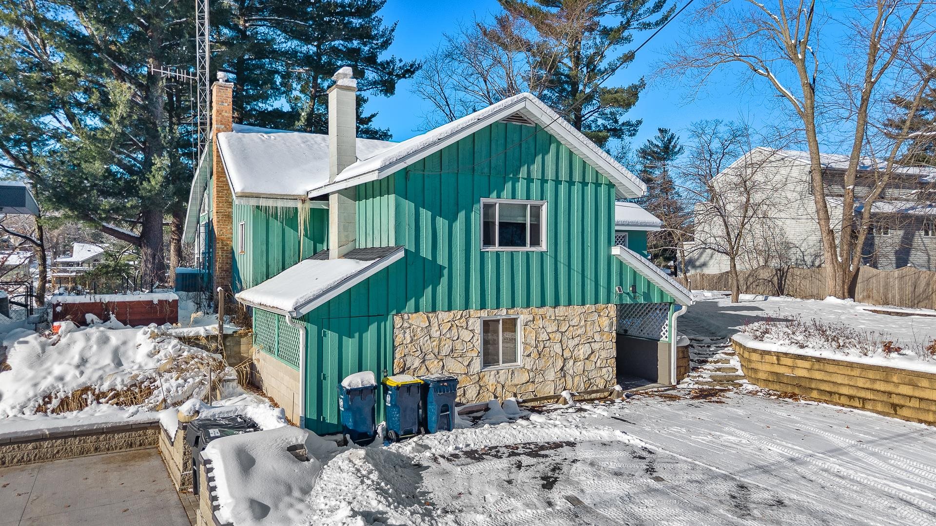 215 Canyon Road Wisconsin Dells, WI 53965 - Photo 10 of 73