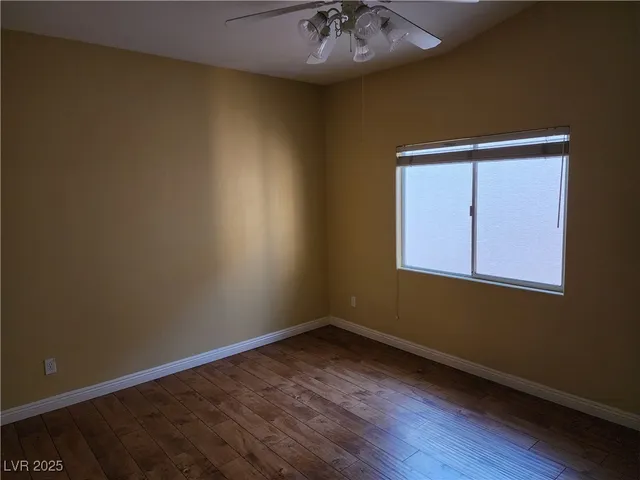 $3,000 | 8875 La Manga Avenue, Las Vegas, NV 89147