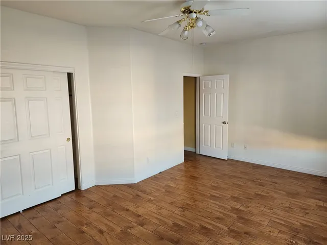 $3,000 | 8875 La Manga Avenue, Las Vegas, NV 89147