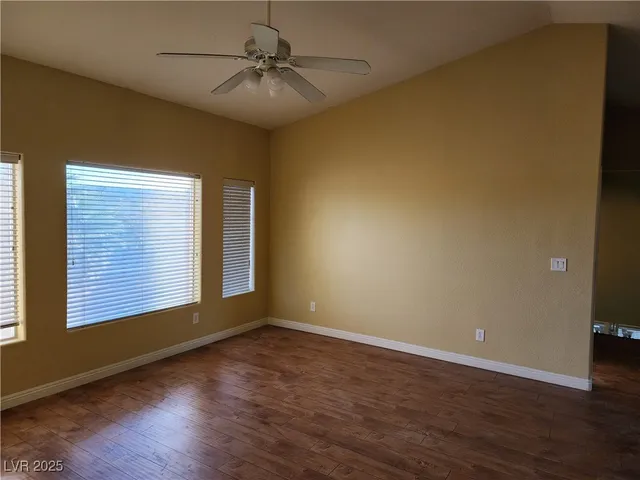 $3,000 | 8875 La Manga Avenue, Las Vegas, NV 89147