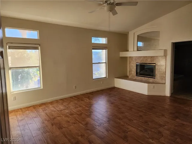 $3,000 | 8875 La Manga Avenue, Las Vegas, NV 89147