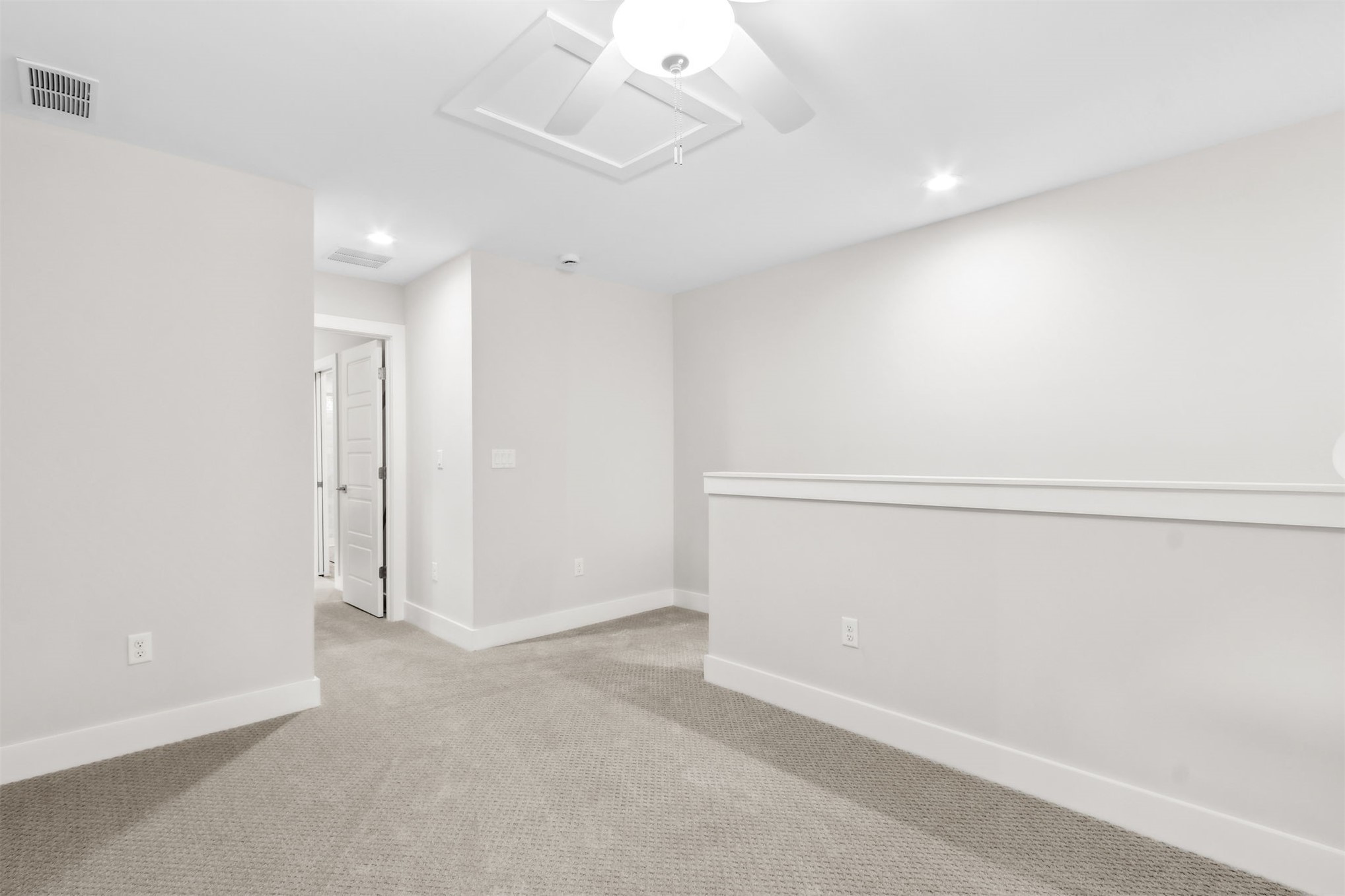 2017 Ryan Road Fernandina Beach, FL 32034 - Photo 19 of 39 an empty room with a empty space