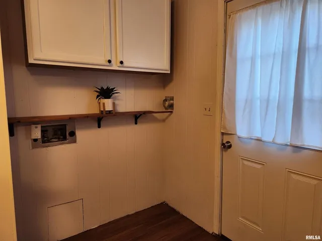 $125,000 | 820 Airport Road, Mount Vernon, IL 62864