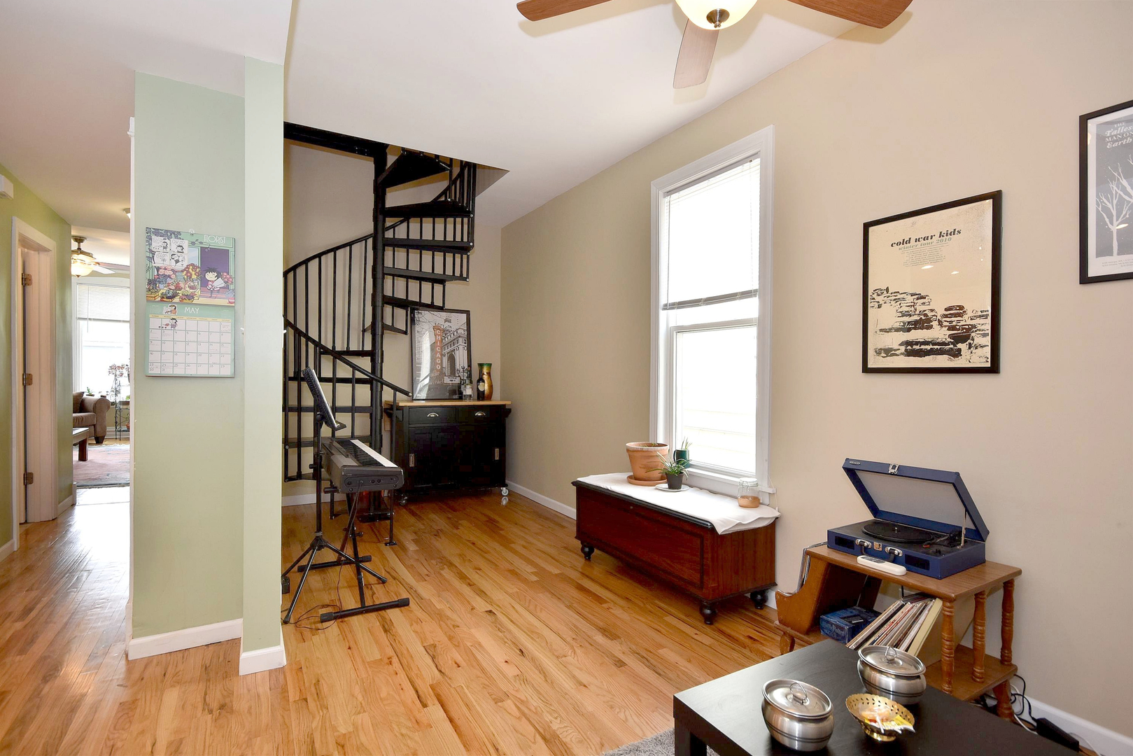 2735 North Ridgeway Avenue Chicago, IL 60647 - Photo 12 of 20