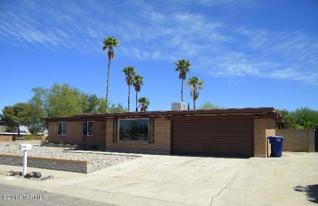 8301 East Rolling Ridge Street Tucson, AZ 85710 - Photo 2 of 35 Gallery Image 2