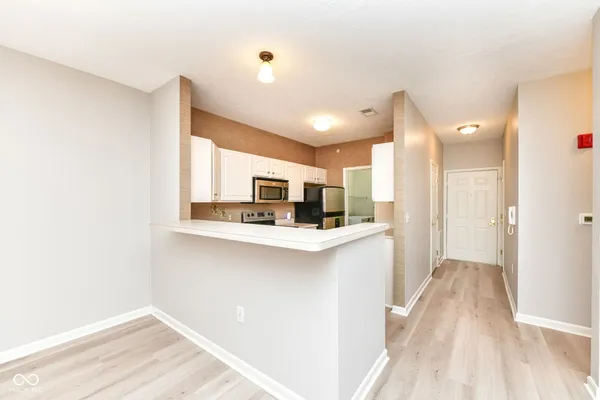 $179,900 | 17201 Gunther Boulevard, Unit 101, Westfield, IN 46074