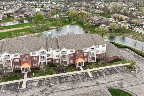 $179,900 | 17201 Gunther Boulevard, Unit 101, Westfield, IN 46074