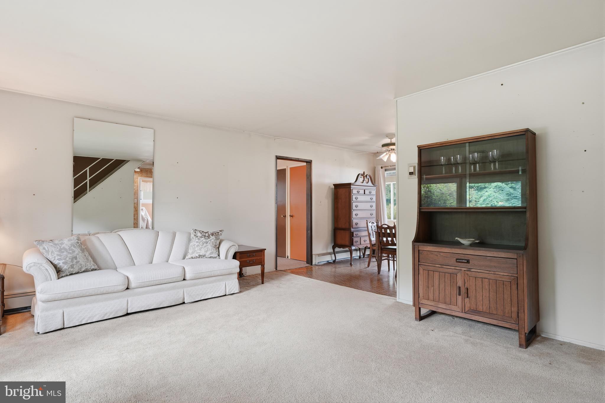 58 Trail Road Levittown, PA 19056 - Photo 3 of 32 Living Room