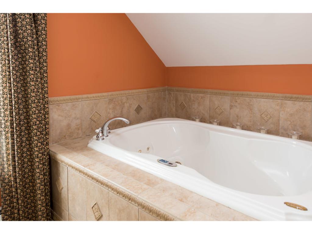 13 Watson Road Durham, NH 03824 - Photo 23 of 34 Gallery Image 23