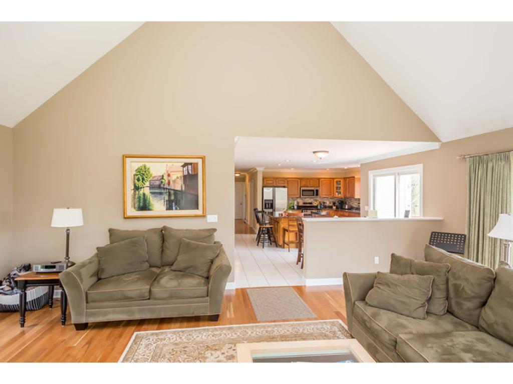 13 Watson Road Durham, NH 03824 - Photo 10 of 34 Gallery Image 10