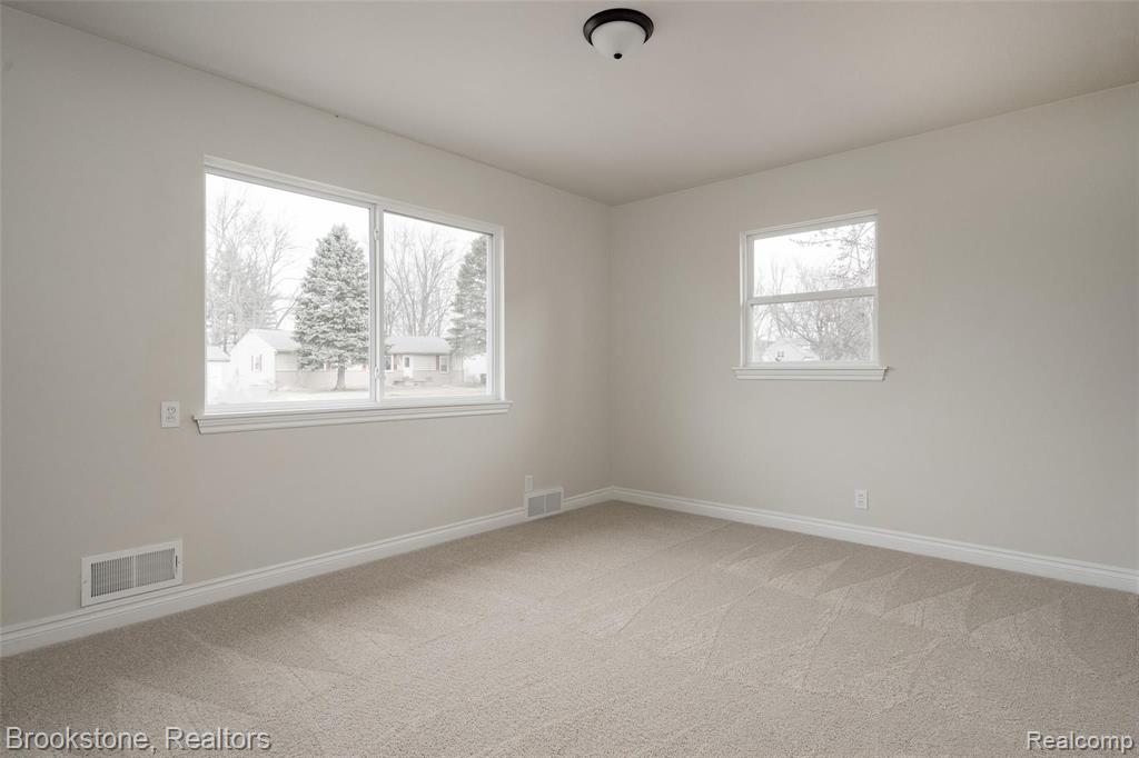 140 Michelson Road Rochester, MI 48307 - Photo 19 of 31
