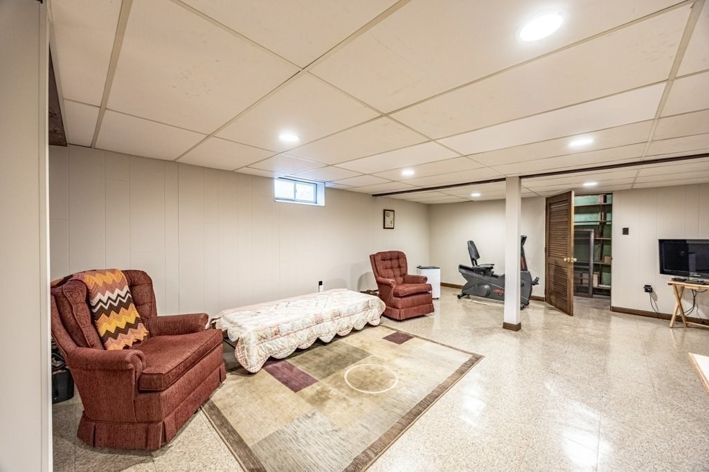 63 Cottage Street Fairhaven, MA 02719 - Photo 23 of 42