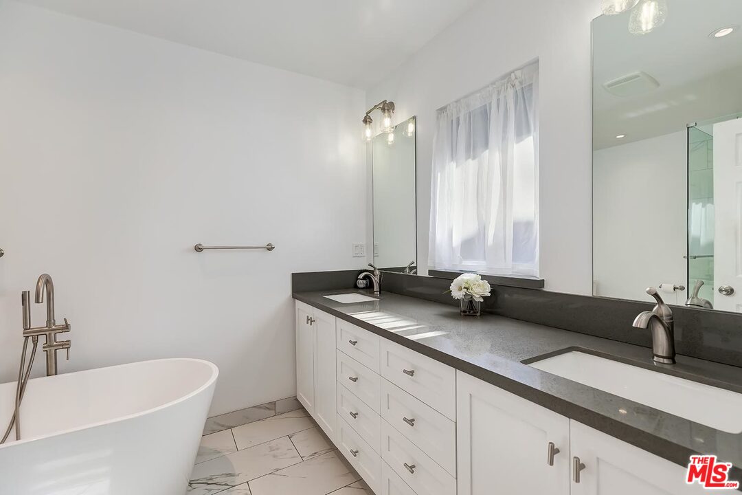1612 Reeves Street Los Angeles, CA 90035 - Photo 19 of 34 Gallery Image 19