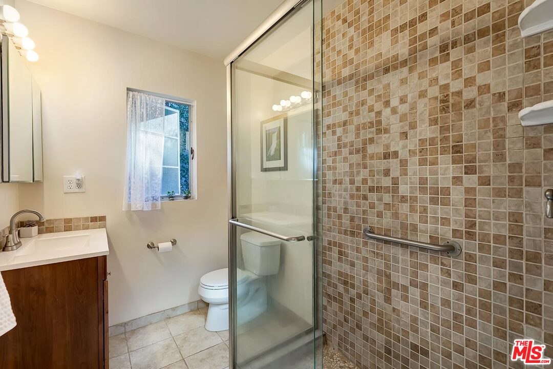 1612 Reeves Street Los Angeles, CA 90035 - Photo 22 of 34 Gallery Image 22