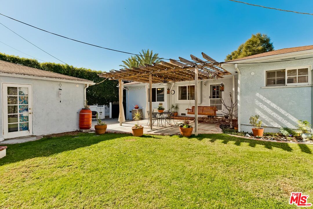 1612 Reeves Street Los Angeles, CA 90035 - Photo 31 of 34 Gallery Image 31