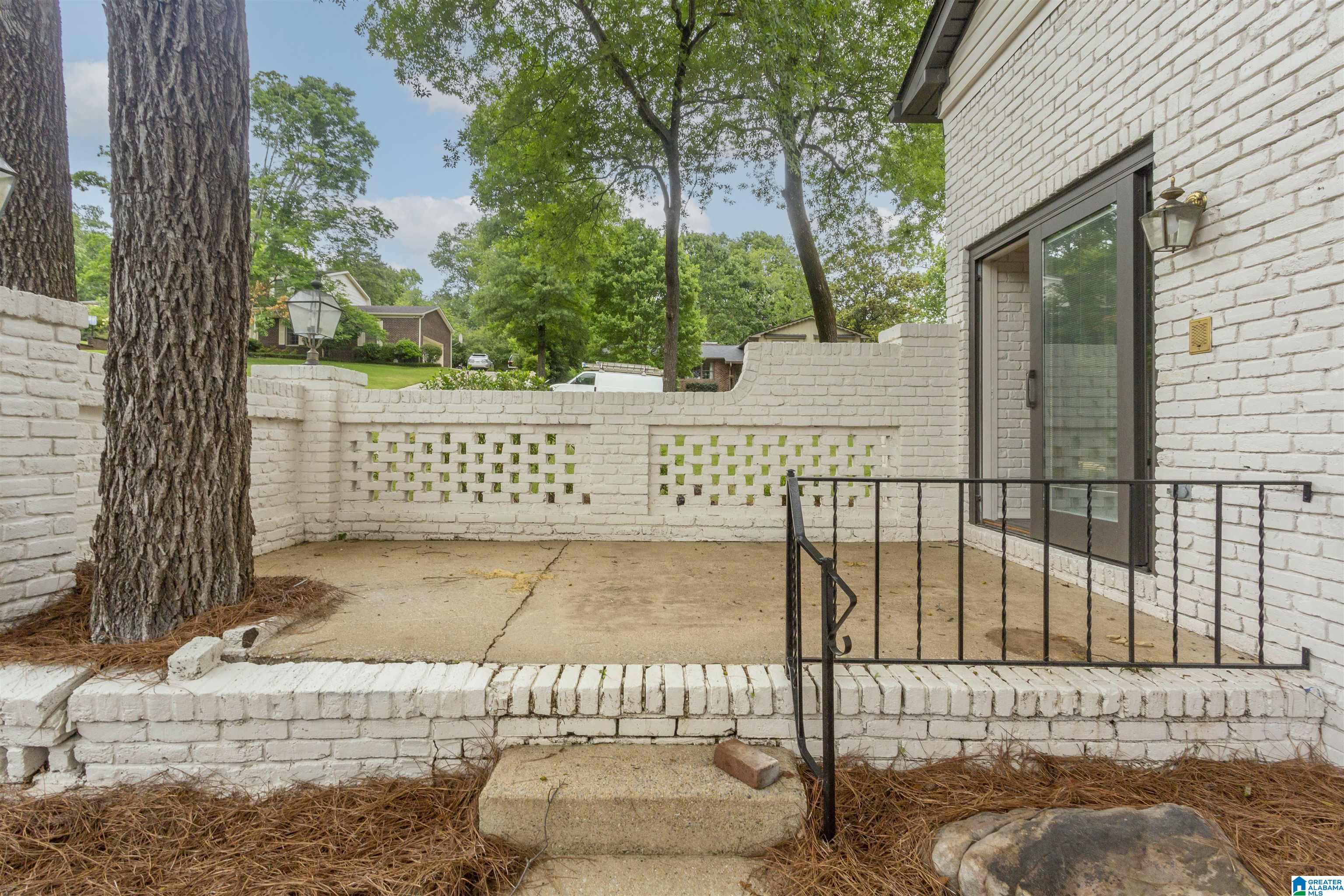 3669 Crestside Road Birmingham, AL 35223 - Photo 12 of 40