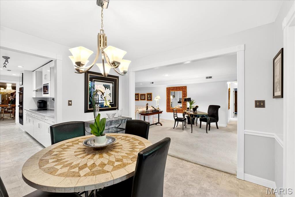 14308 East Conway Meadows Court, Unit 203 Chesterfield, MO 63017 - Photo 16 of 36