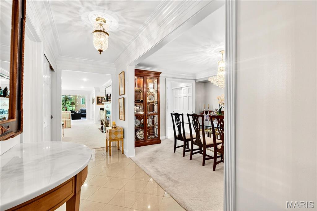 14308 East Conway Meadows Court, Unit 203 Chesterfield, MO 63017 - Photo 4 of 36