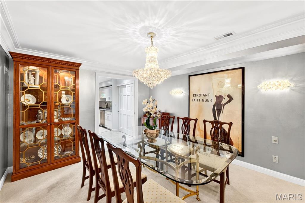 14308 East Conway Meadows Court, Unit 203 Chesterfield, MO 63017 - Photo 8 of 36