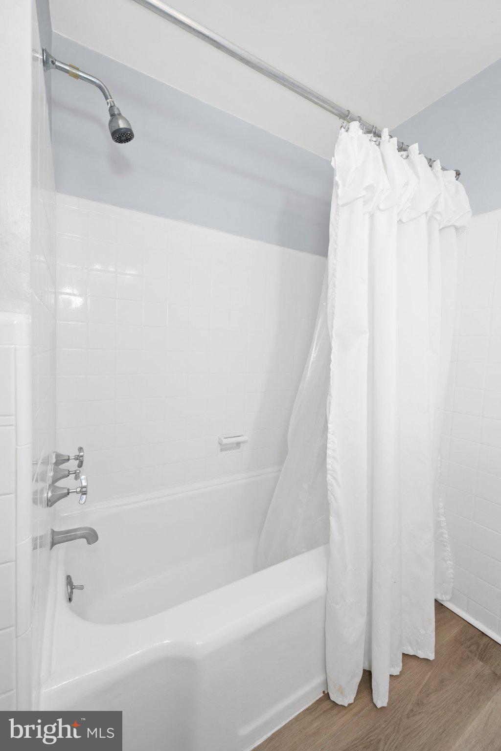512 Lennox Road Wilmington, DE 19809 - Photo 22 of 28 Modern bathroom with sleek design.