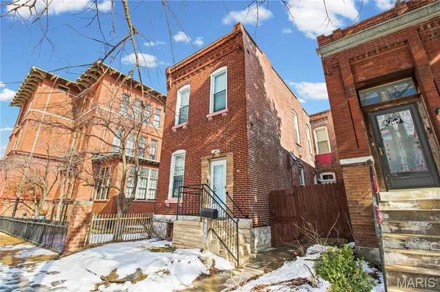 $135,000 | 4540 Nebraska Avenue, St. Louis, MO 63111