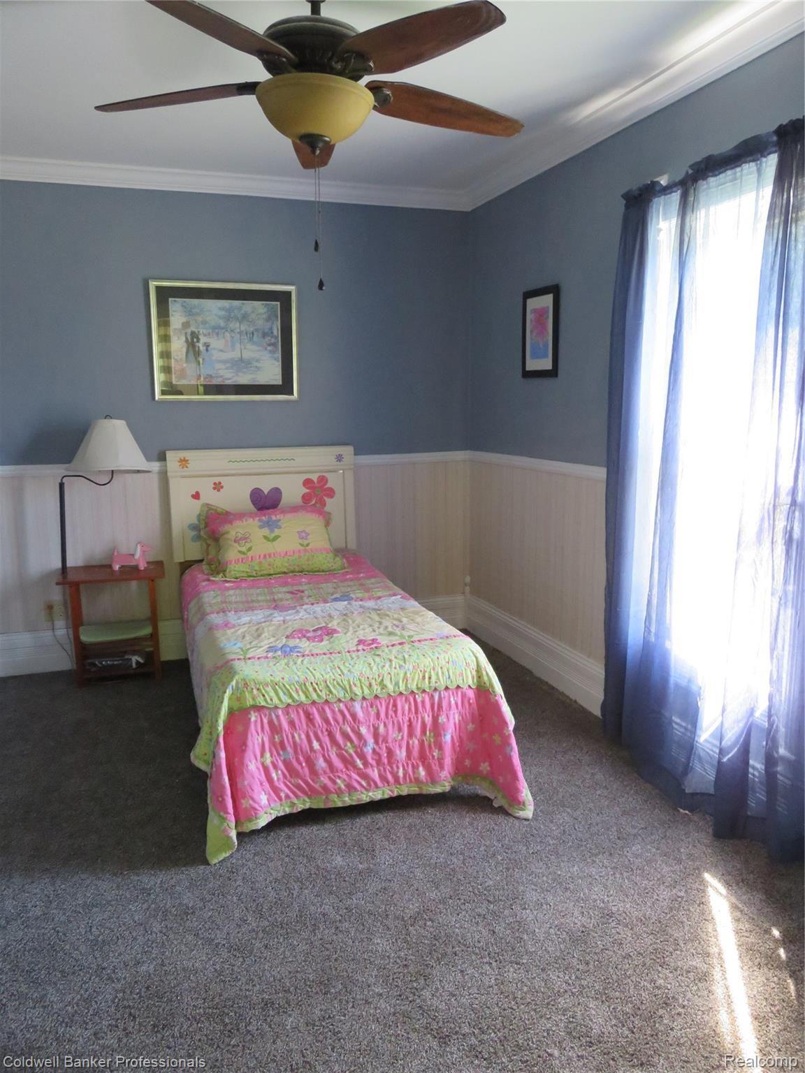 1820 South Morrice Road Owosso, MI 48867 - Photo 21 of 33 22 1820 bedroom.JPG