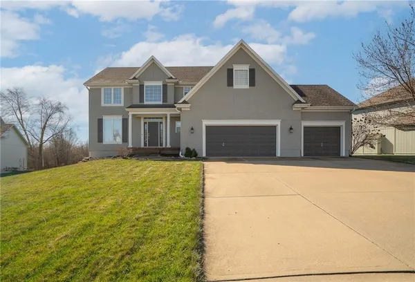 $440,000 | 927 Hedge Apple Place, Raymore, MO 64083