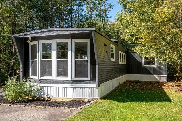 $140,000 | 49 Lindenshire Avenue, Exeter, NH 03833