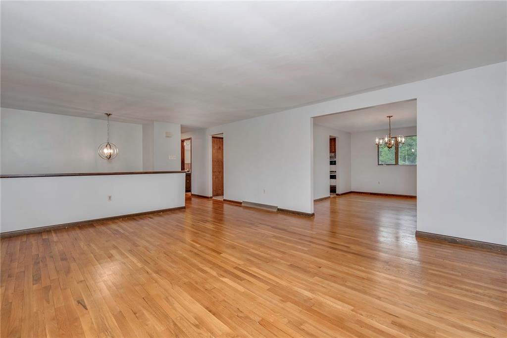 268 Shafer Road Moon Township, PA 15108 - Photo 6 of 25 Gallery Image 6