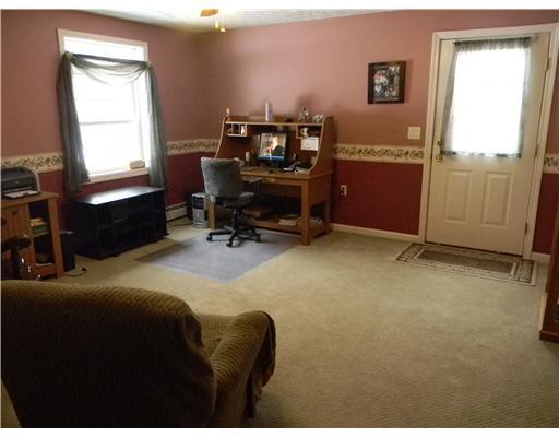 45 Burnham Road Limerick, ME 04048 - Photo 10 of 16 Studio/Study/Office.